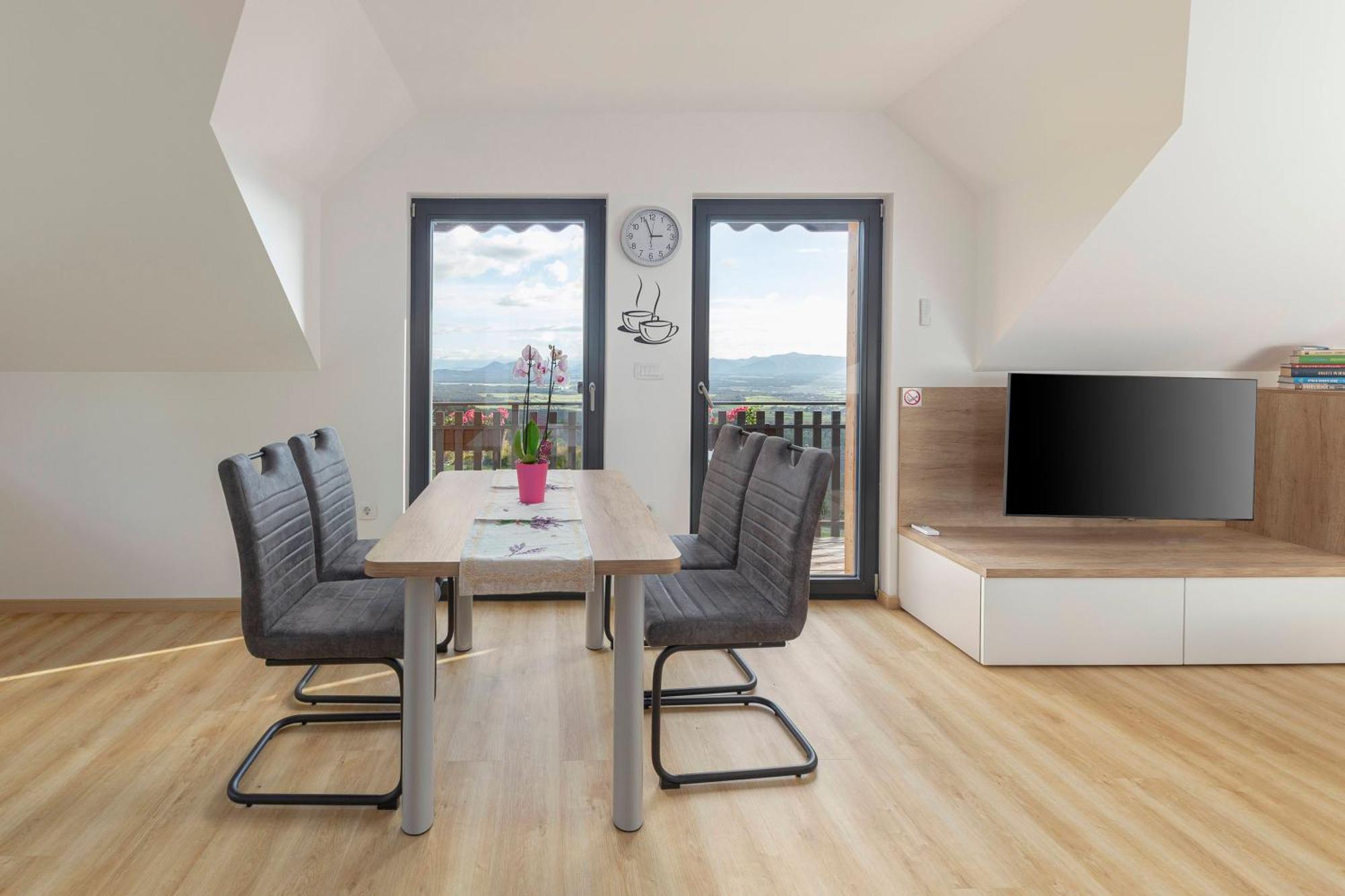 Apartments Nikolaj Preddvor Buitenkant foto