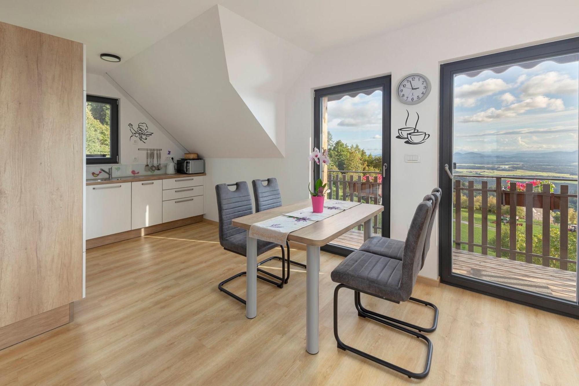 Apartments Nikolaj Preddvor Buitenkant foto